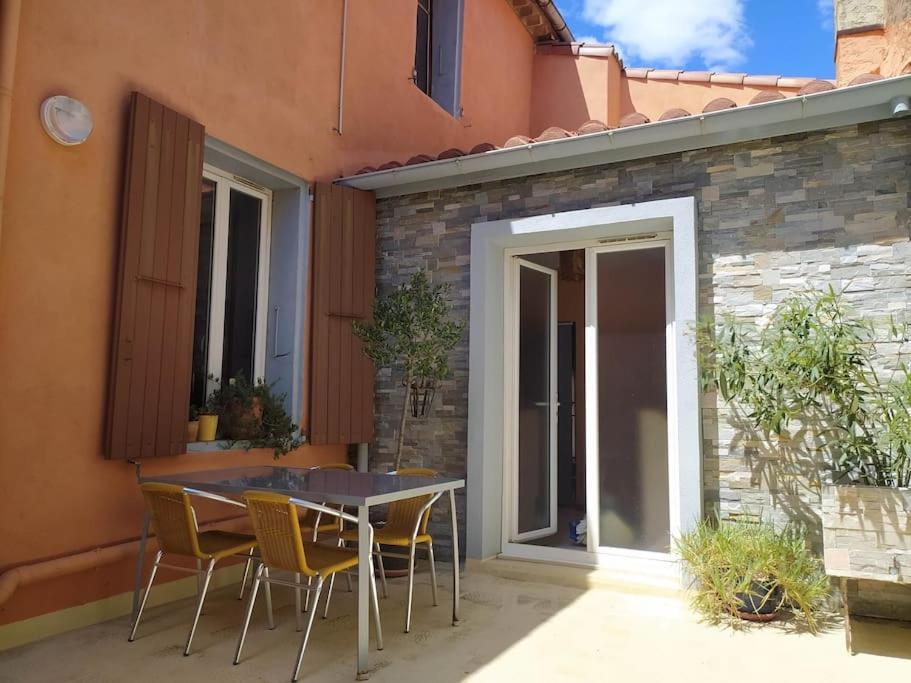 Appartement Spacieux Avec Grand Patio, 1Er Etage Sigean Luaran gambar