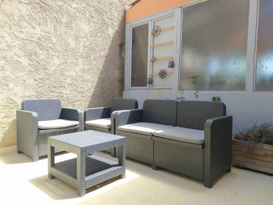 Appartement Spacieux Avec Grand Patio, 1Er Etage Sigean Luaran gambar