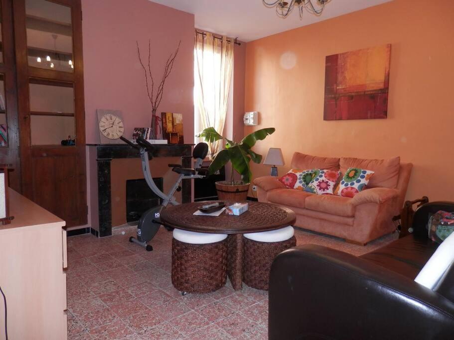 Appartement Spacieux Avec Grand Patio, 1Er Etage Sigean Luaran gambar